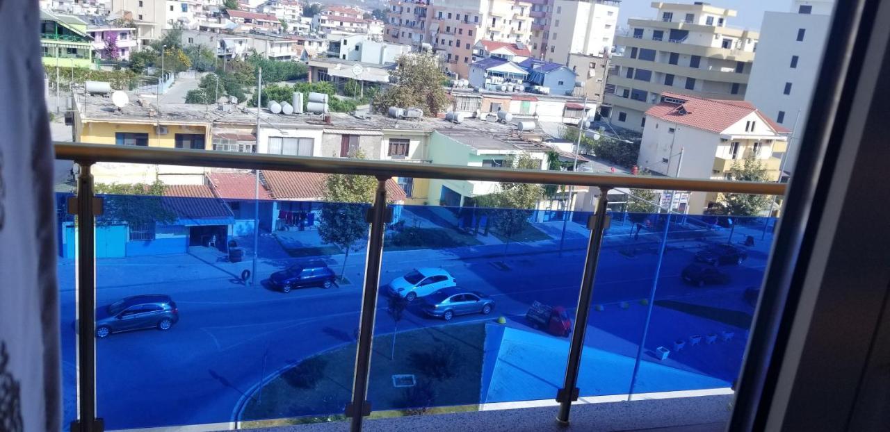 Hotel 3 Vellezerit Durrës Eksteriør billede