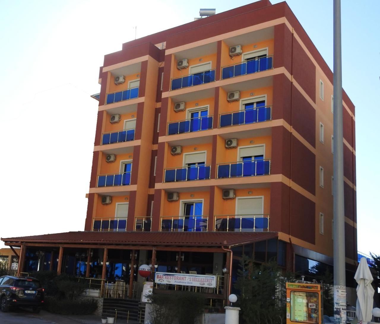 Hotel 3 Vellezerit Durrës Eksteriør billede